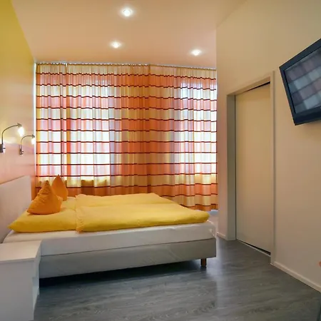 Am Bahnhof * Ахен