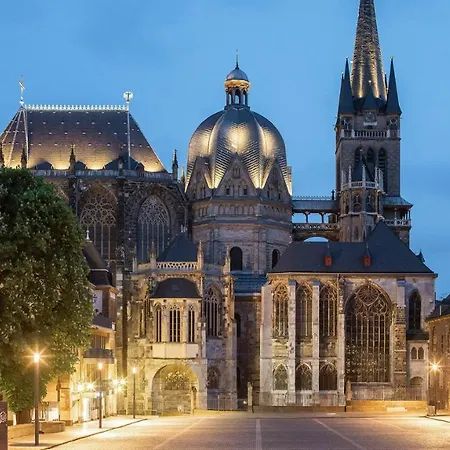 Отель Am Bahnhof