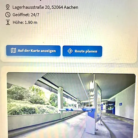 Am Bahnhof *