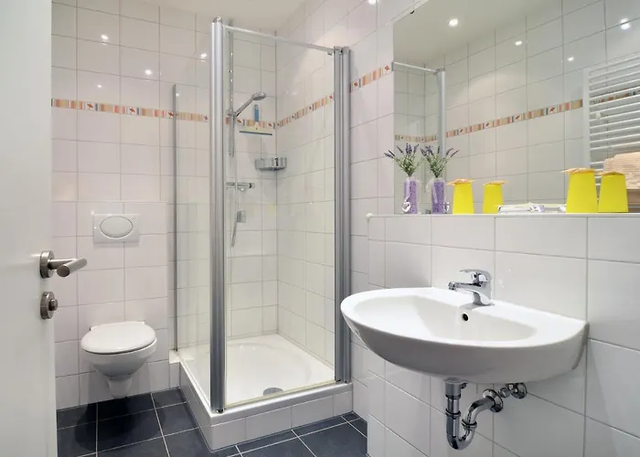 Am Bahnhof Otel *