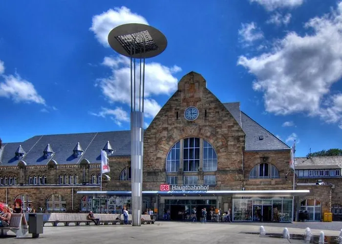 Am Bahnhof Aachen