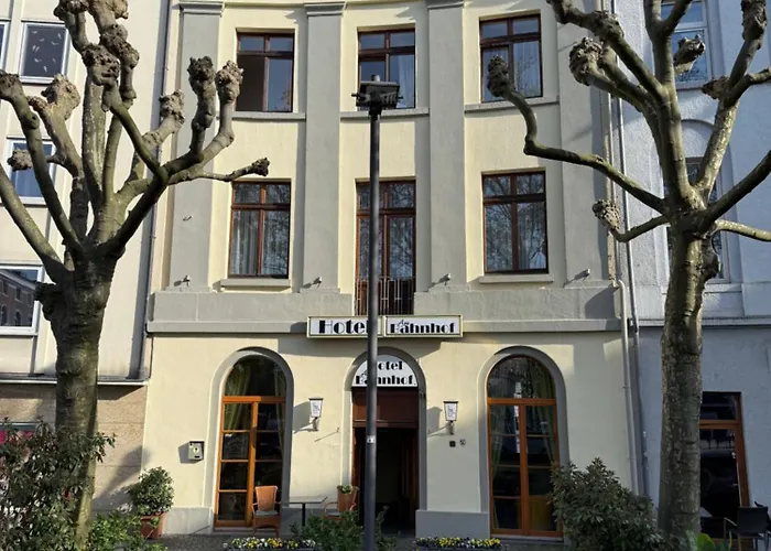 Am Bahnhof Otel